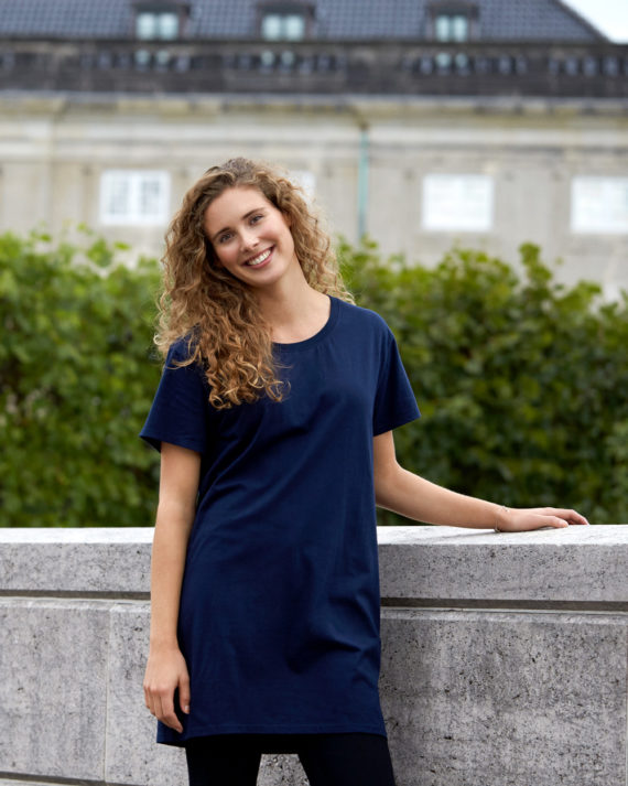 O81020-Ladies-Long-Length-T-shirt—Navy-1