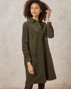 Khaki kjole i kordfløyel - 100 % økologisk bomull » Etiske & økologiske klær » Grønt Skift