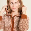 Naturhvit og brun mønstret jakke » Etiske og økologiske klær » Grønt Skift