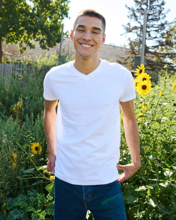 O61005_Mens-V-neck-T-shirt